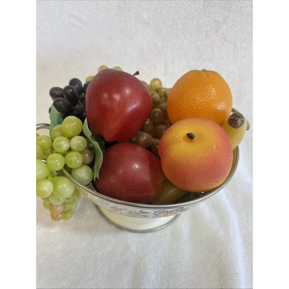 Vintage Kitchen Decor Enamel Colander W/artificial‎ Fruit Kitchencore Kitsch
